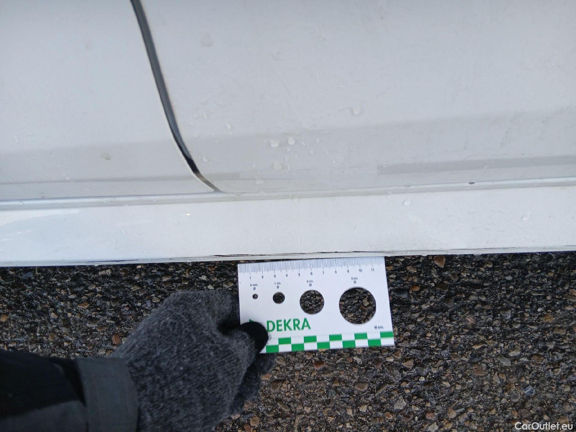  Toyota  Corolla TOYOTA  1.8 125H ACTIVE TECH E-CVT #26