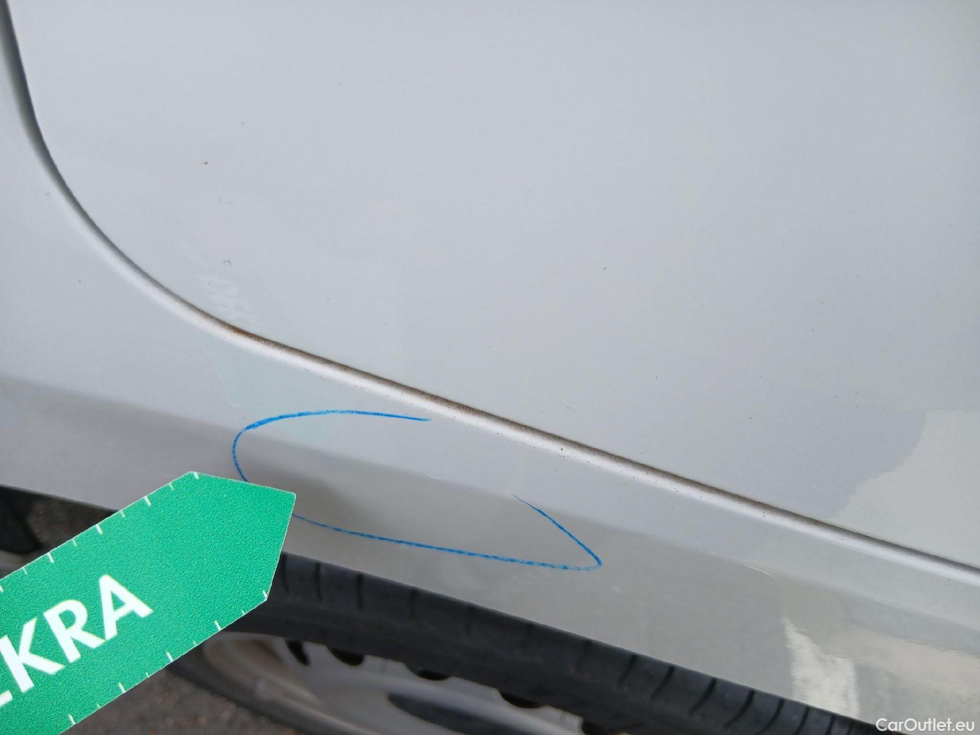  Citroen  Berlingo  Combi Live Pack Business M 1.5 BlueHDi 100CV MT6 E6d #14