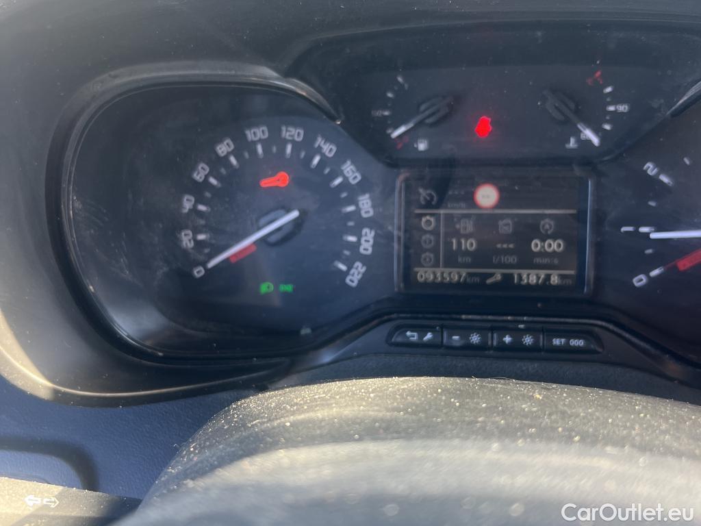  Citroen  Berlingo CITROEN  COMBI Talla M BlueHDi 100 S&S LIVE (IND) #45