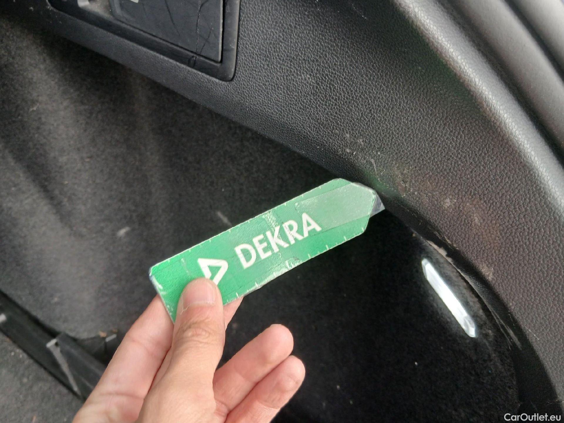  Volkswagen  Golf  VOLKSWAGEN / 2020 / 5P / familiar Life 1.0 TSI 81kW (110CV) Variant #30