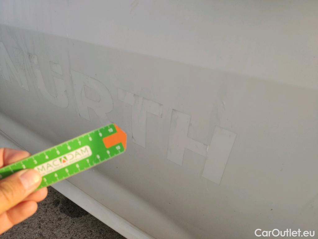  Toyota  Yaris TOYOTA  / 2020 / 5P / berlina con portón 1.5 120H Business Plus #7