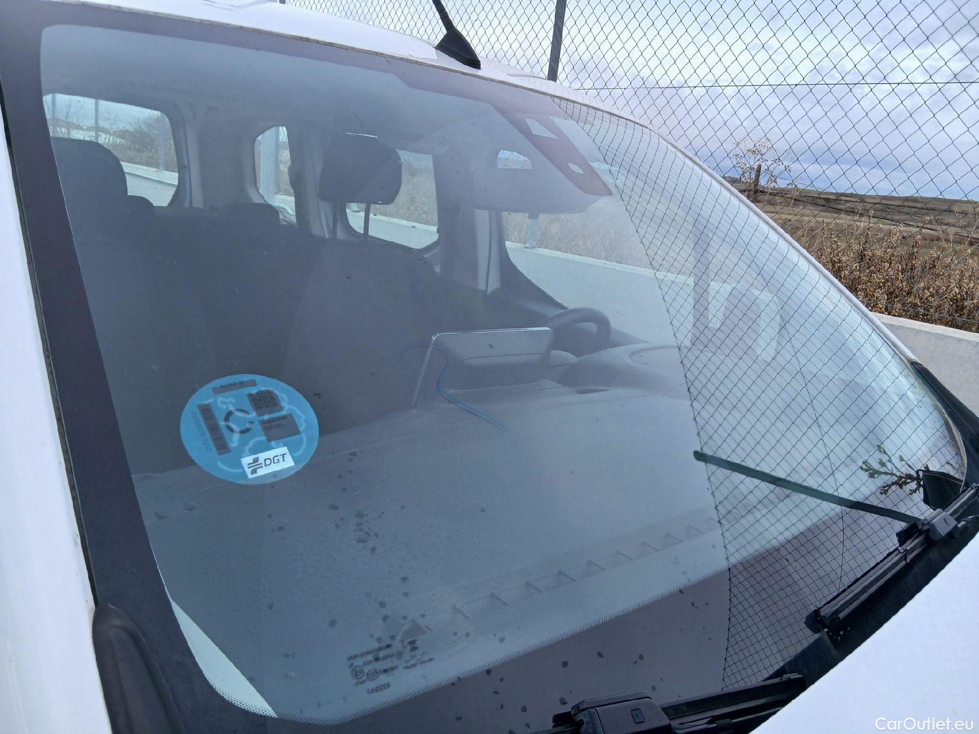  Citroen  Berlingo  Combi Live Pack Business M 1.5 BlueHDi 100CV MT6 E6d #6