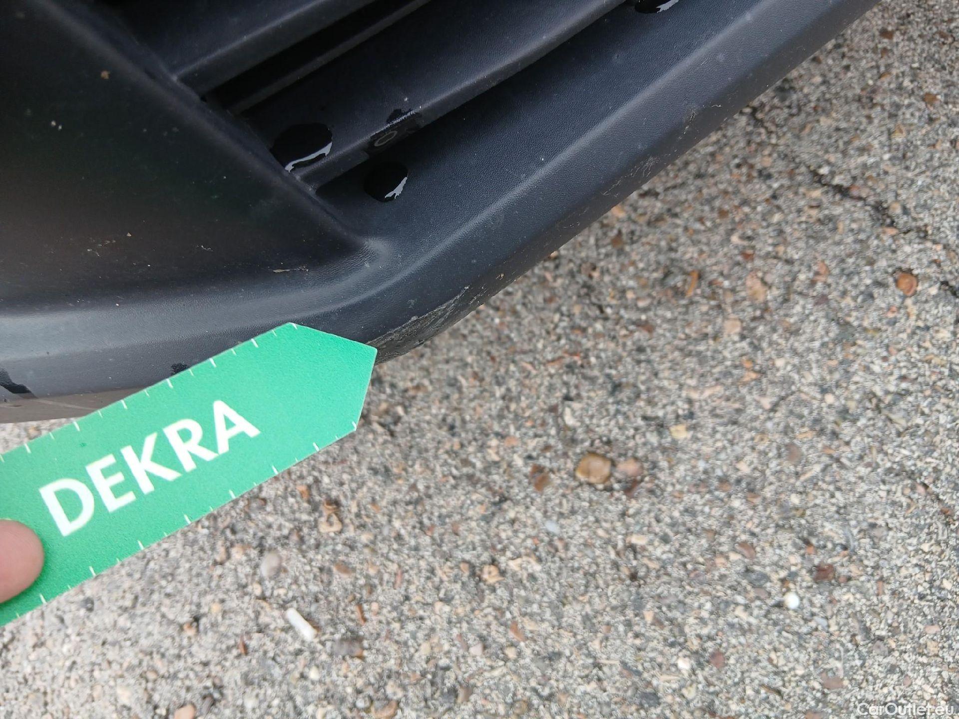  Citroen  Berlingo  Combi Live Pack Business M 1.5 BlueHDi 100CV MT6 E6d #8