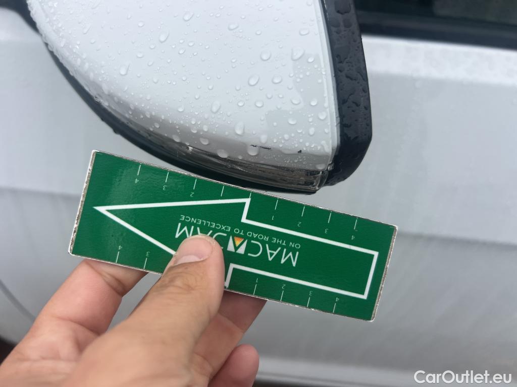  Volkswagen  Golf  VOLKSWAGEN / 2016 / 5P / berlina con portón Ready2Go 1.6 TDI 85kW (115CV) #6