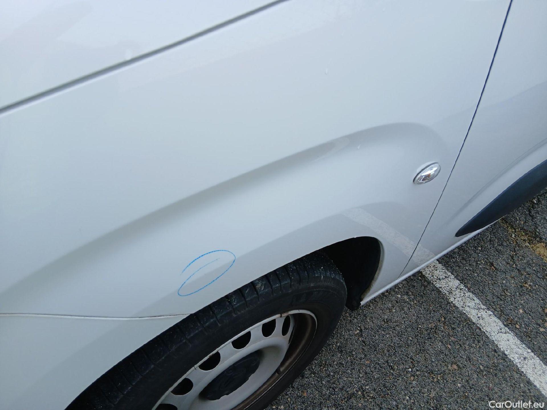  Citroen  Berlingo  Combi Live Pack Business M 1.5 BlueHDi 100CV MT6 E6d #10