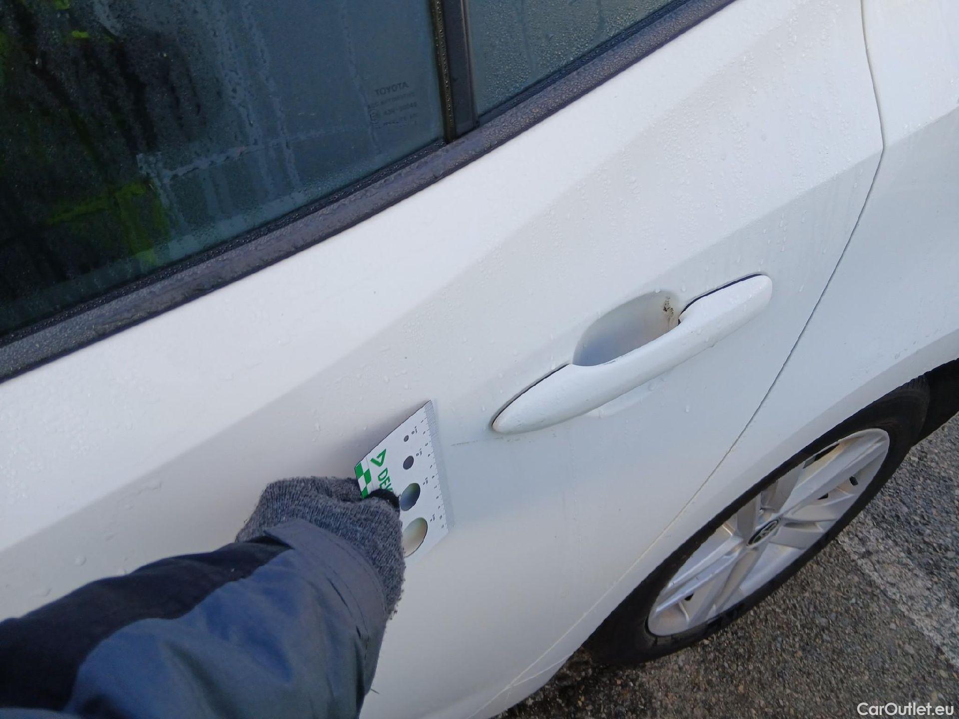  Toyota  Corolla TOYOTA  1.8 125H ACTIVE TECH E-CVT #9