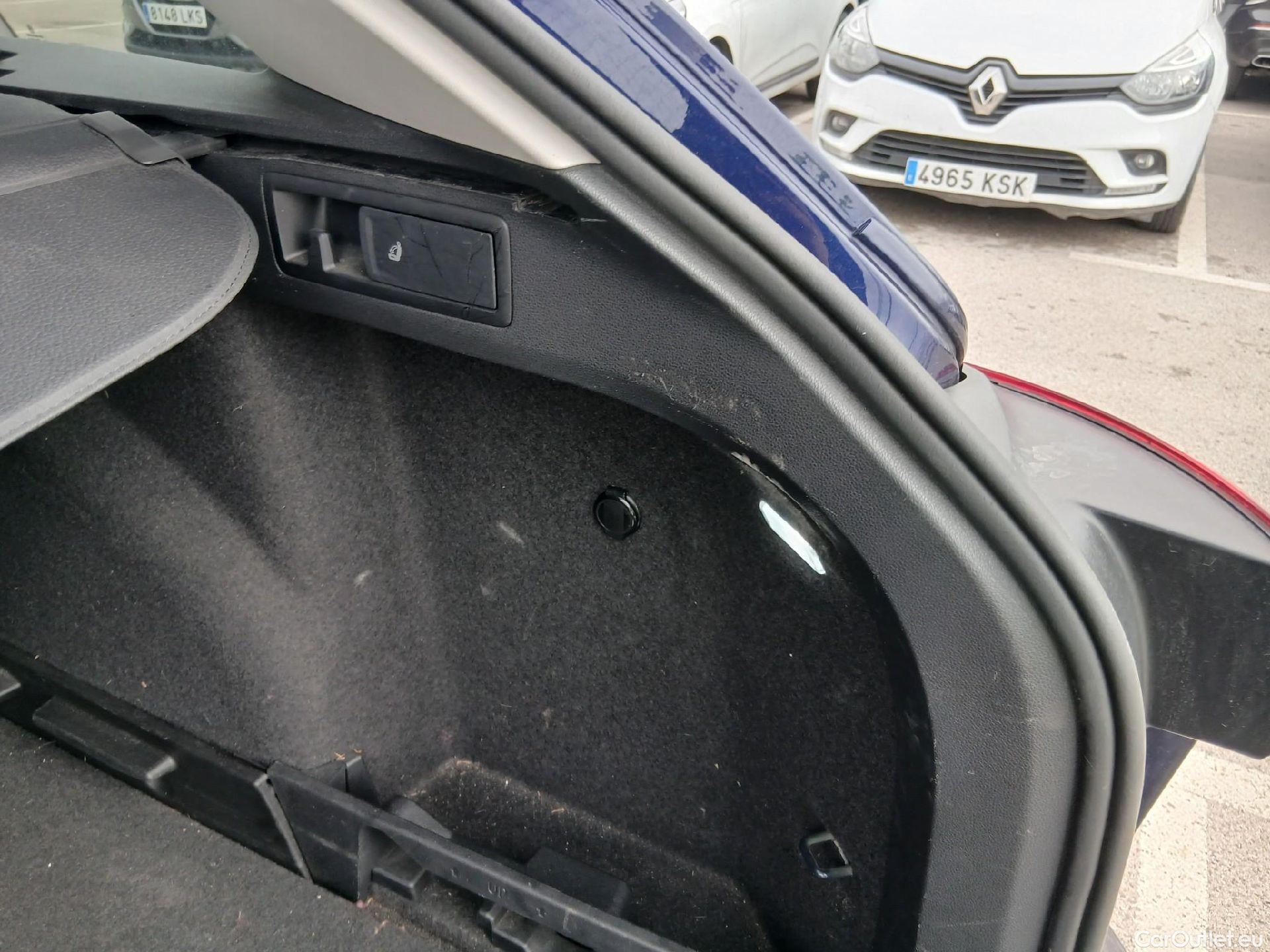  Volkswagen  Golf  VOLKSWAGEN / 2020 / 5P / familiar Life 1.0 TSI 81kW (110CV) Variant #29