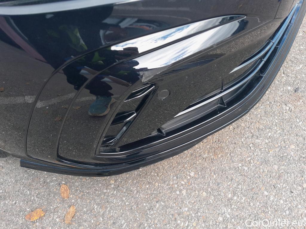  Volkswagen  Golf  VOLKSWAGEN / 2020 / 5P / berlina con portón R-Line 2.0 TDI 110kW (150CV) DSG #41