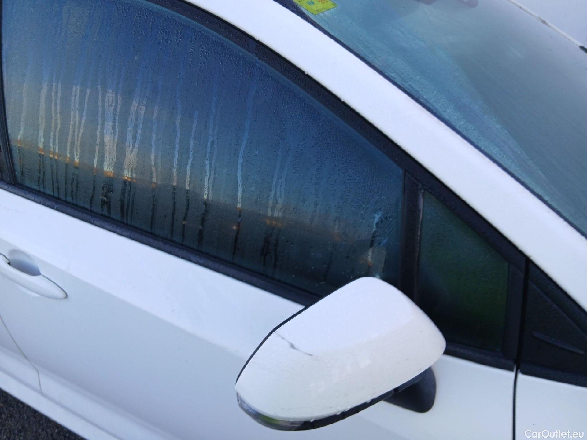  Toyota  Corolla TOYOTA  1.8 125H ACTIVE TECH E-CVT #22