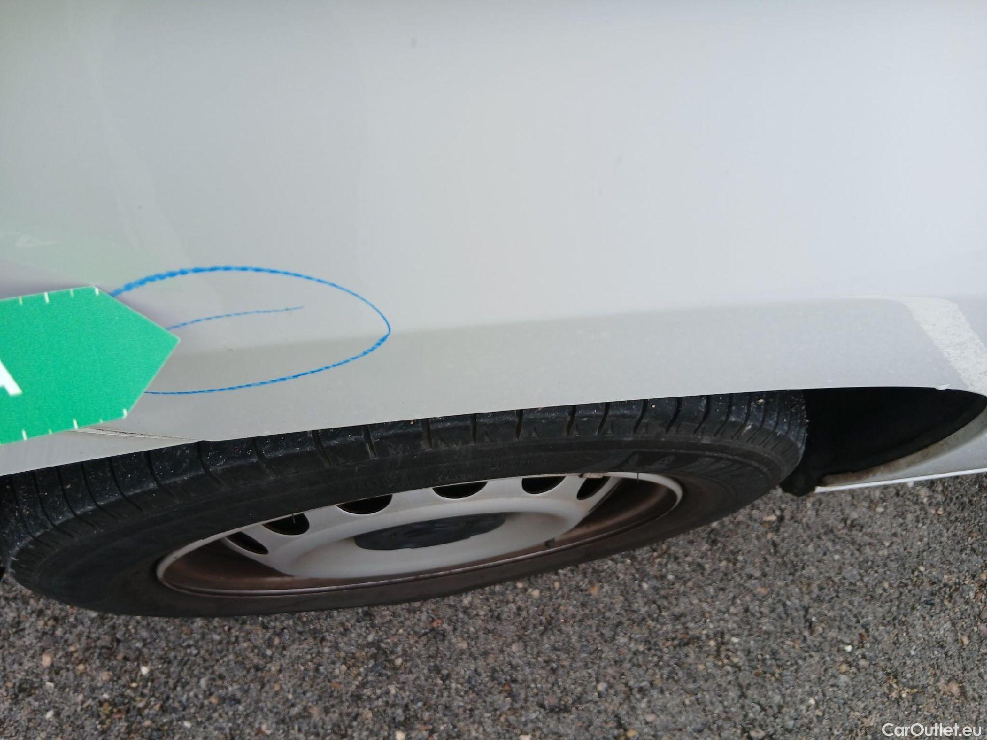  Citroen  Berlingo  Combi Live Pack Business M 1.5 BlueHDi 100CV MT6 E6d #9