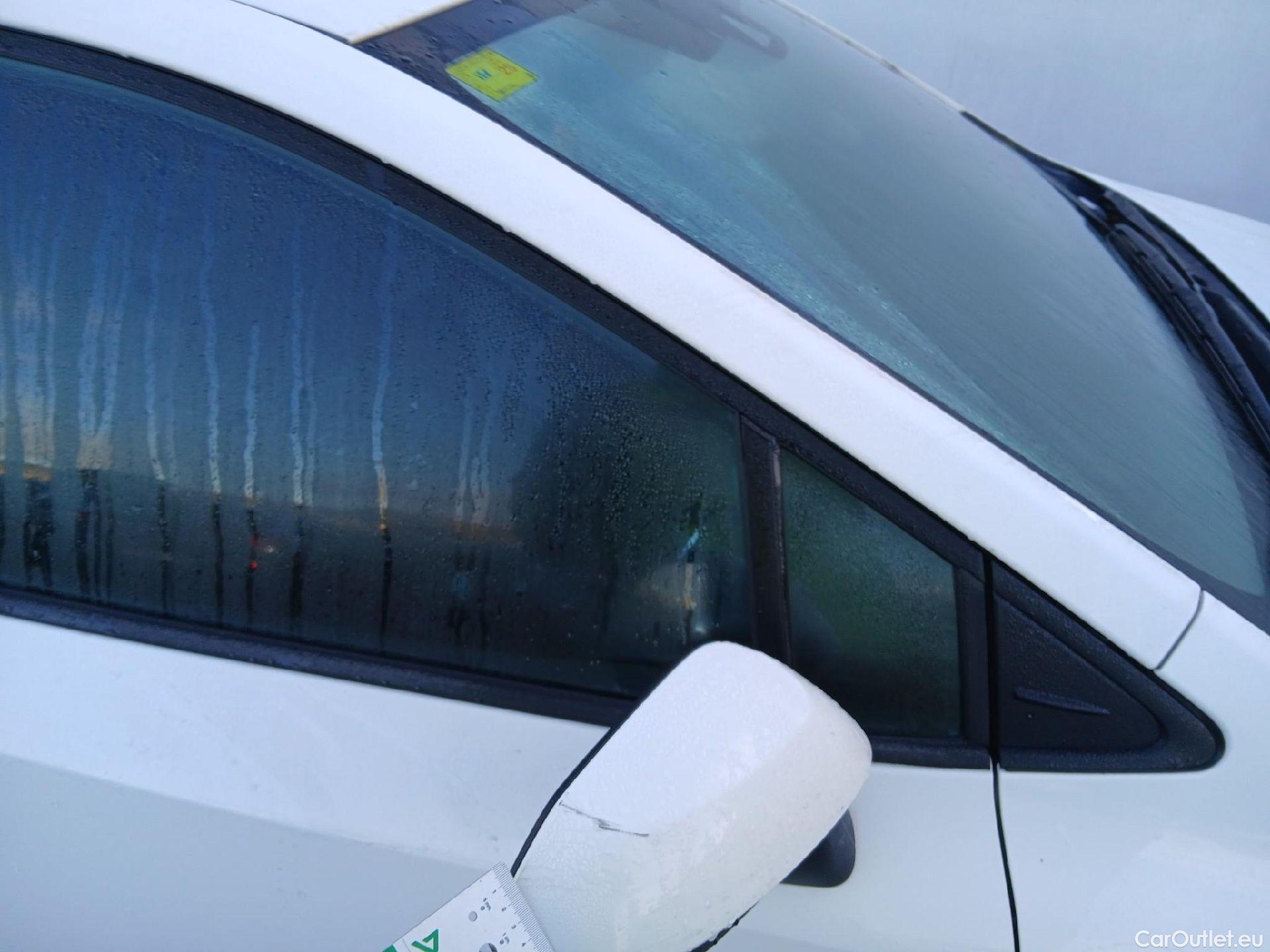  Toyota  Corolla TOYOTA  1.8 125H ACTIVE TECH E-CVT #21