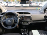  Toyota  Yaris TOYOTA  / 2017 / 5P / berlina con portón 1.5 100H Active #3