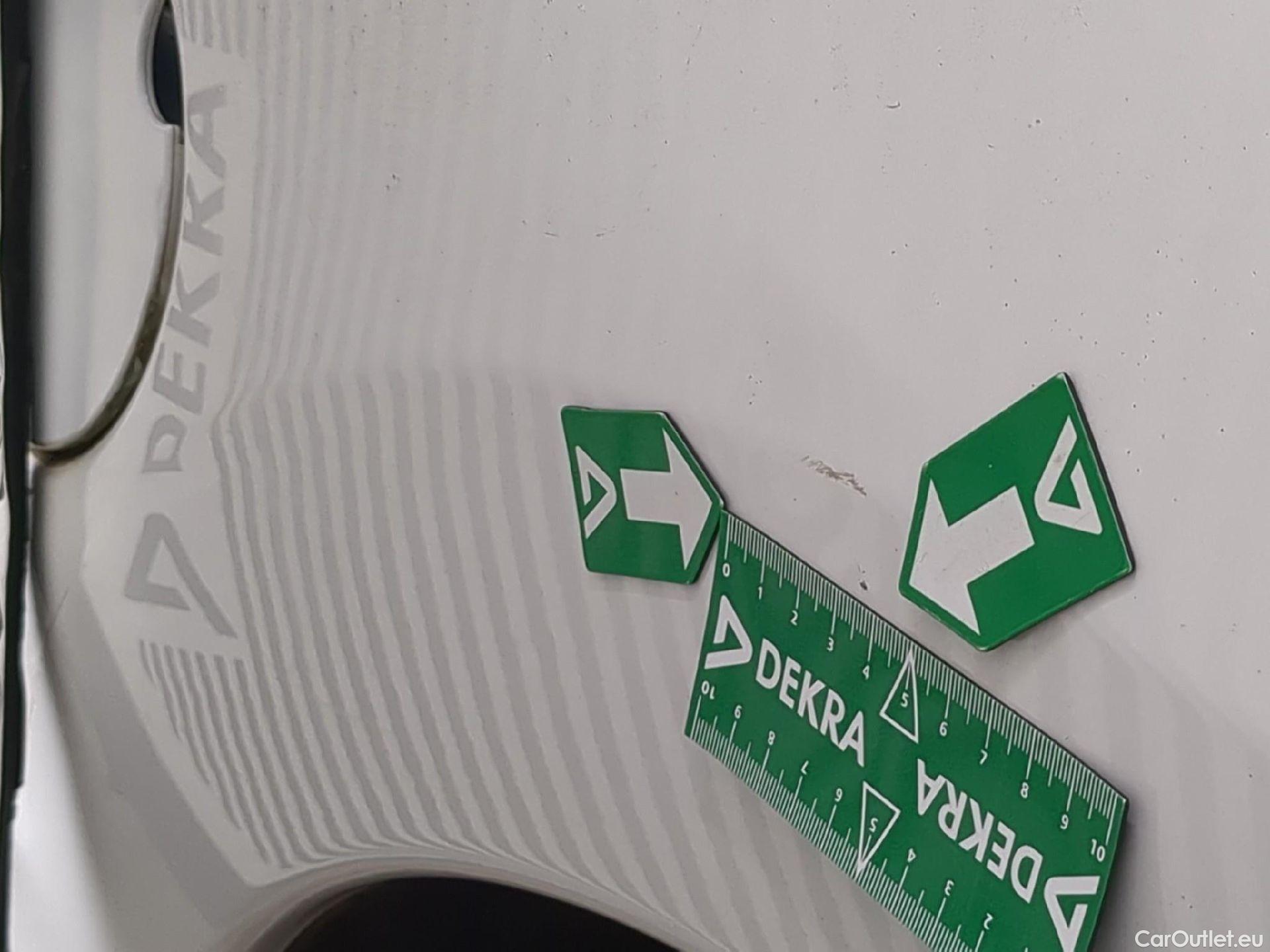  Peugeot  Expert  Fourgon  Fourgon L1H1 Pack CD Clim 2.0 130CV BVM6 #50