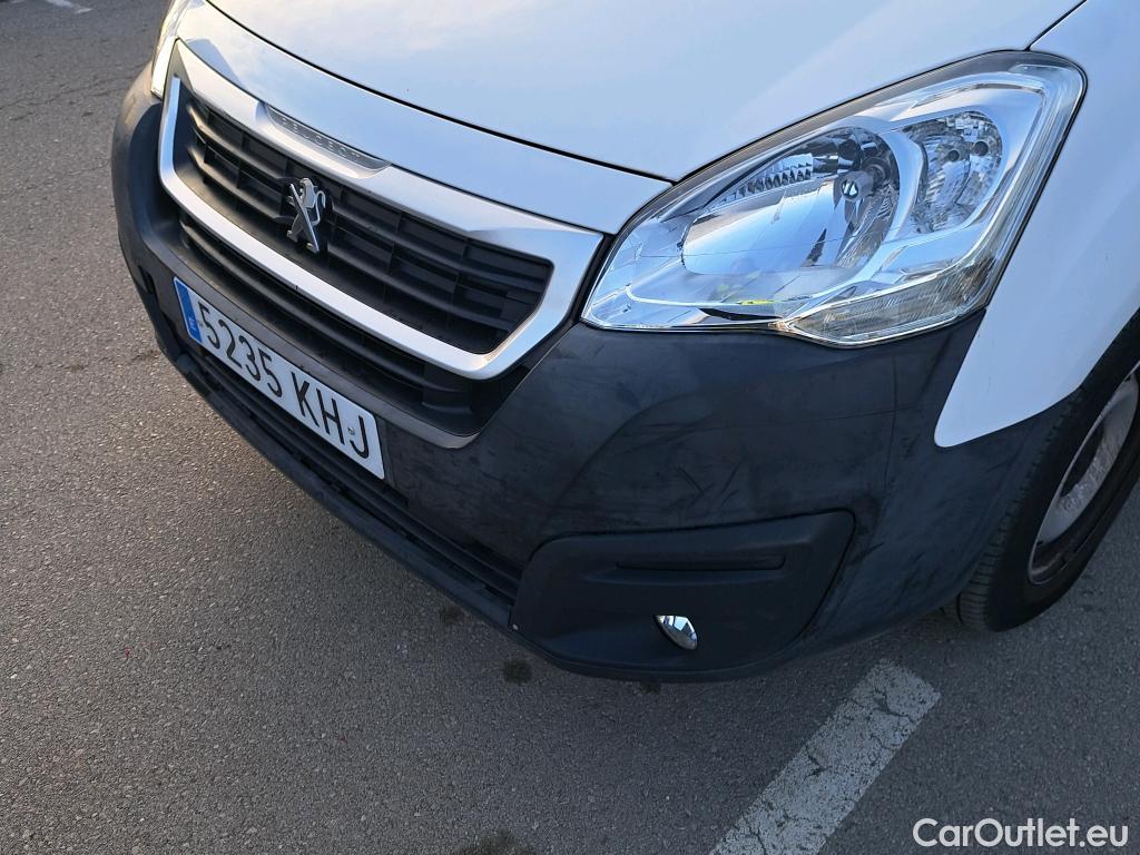  Peugeot  Partner PEUGEOT  VU 4p 2G furgón derivado de Furgón Confort PackL2 BlueHDi 73KW (100) #42