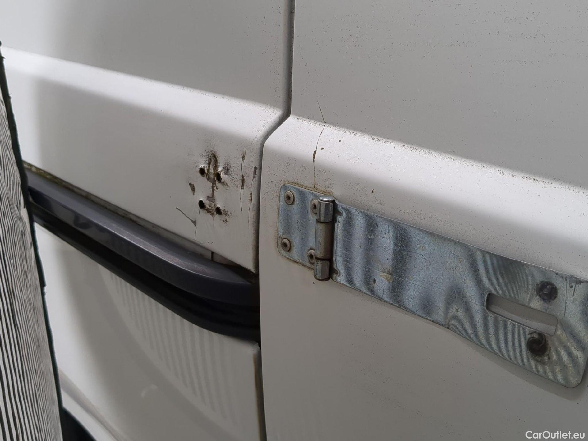  Peugeot  Expert  Fourgon  Fourgon L1H1 Pack CD Clim 2.0 130CV BVM6 #32