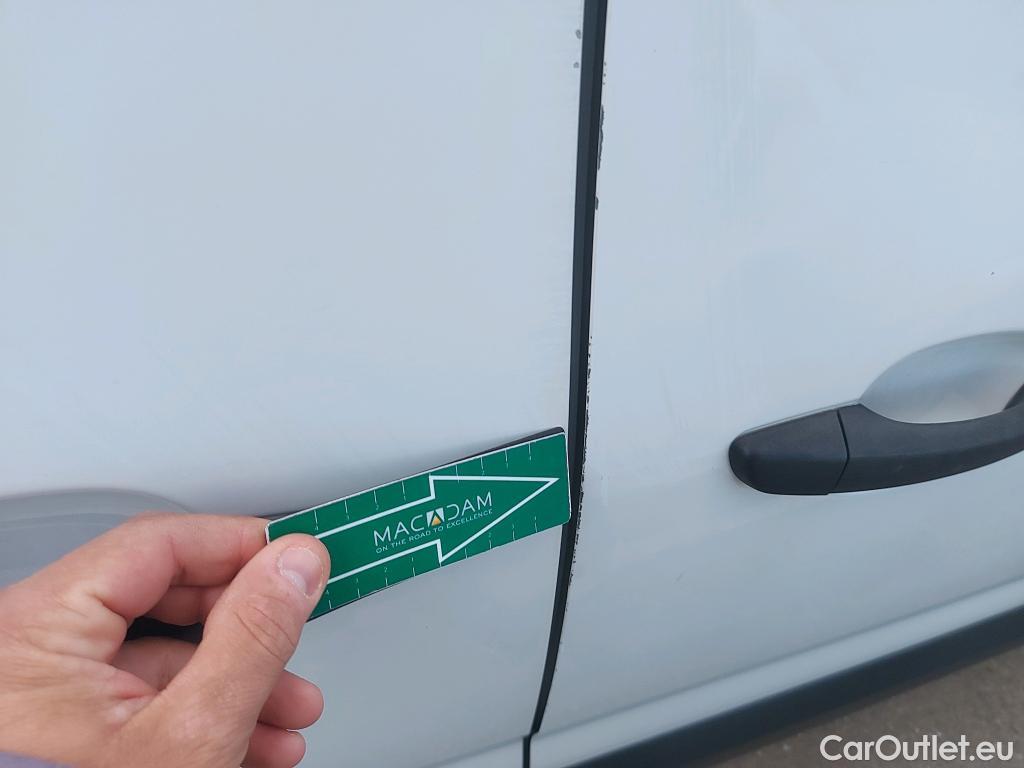  Peugeot  Partner PEUGEOT  / 2018 / 4P / furgón derivado de turismo Premium Standard 600kg BlueHDi 73kW #26