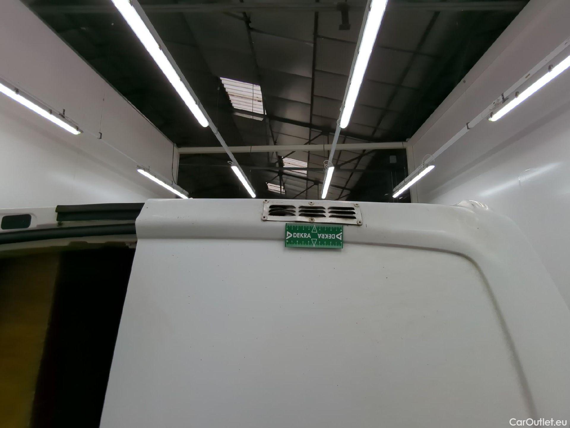  Peugeot  Expert  Fourgon  Fourgon L1H1 Pack CD Clim 2.0 130CV BVM6 #67