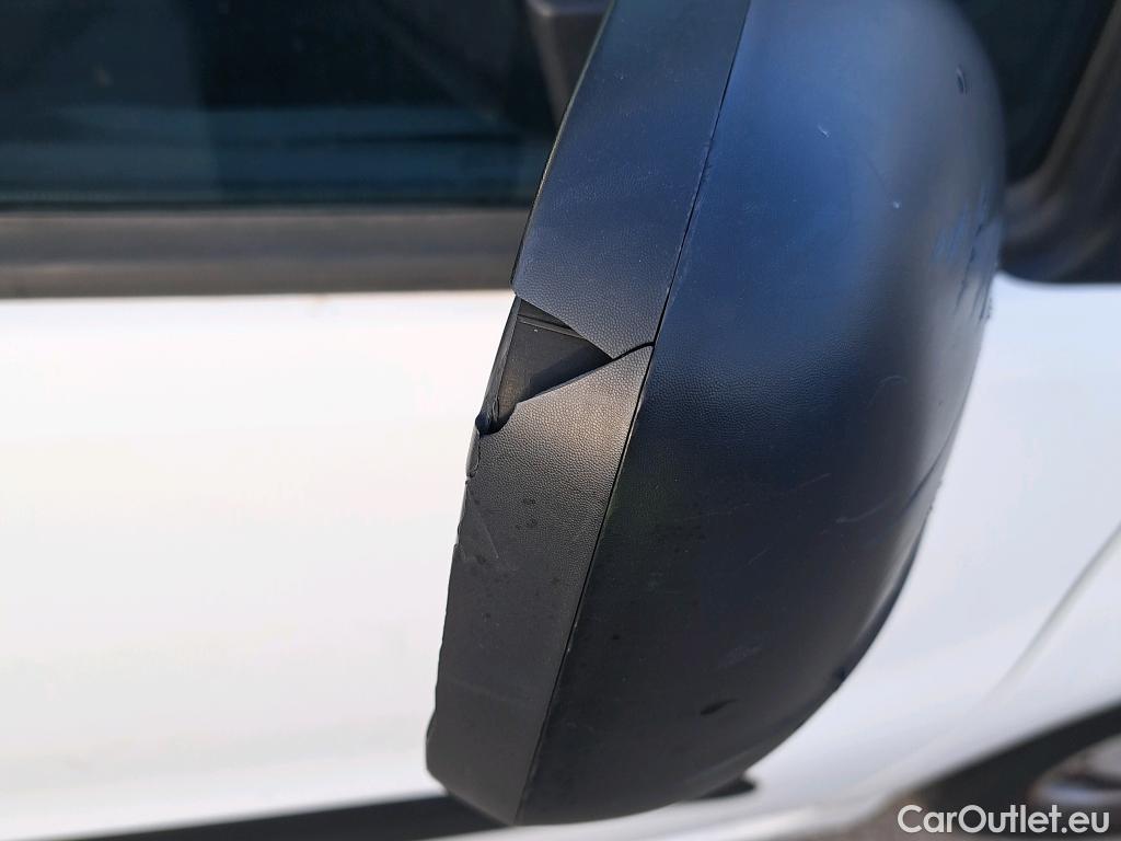  Peugeot  Partner PEUGEOT  VU 4p 2G furgón derivado de Furgón Confort PackL2 BlueHDi 73KW (100) #15