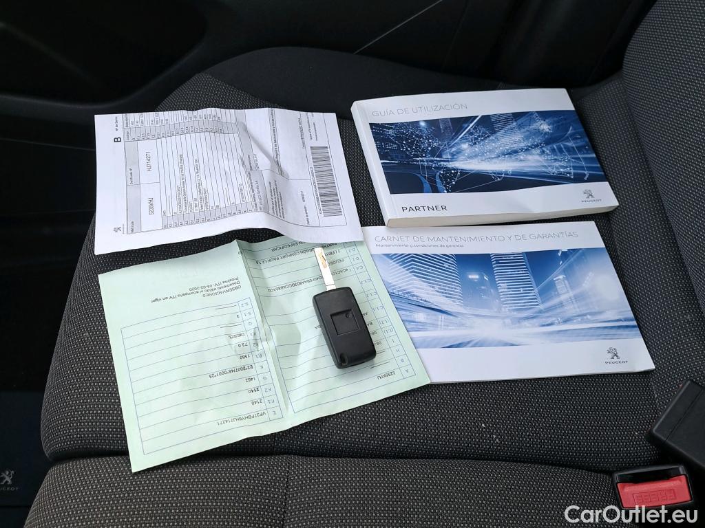  Peugeot  Partner PEUGEOT  VU 4p 2G furgón derivado de Furgón Confort PackL2 BlueHDi 73KW (100) #3