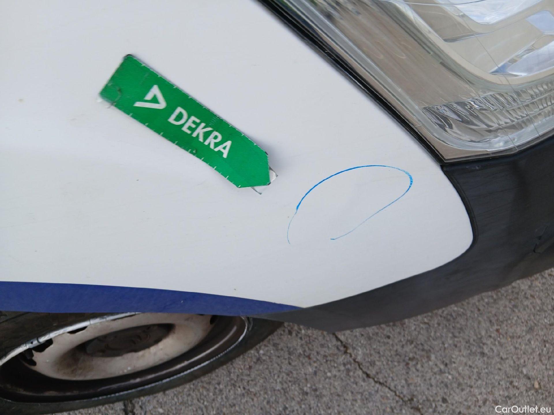  Citroen  Berlingo CITROEN  / 2015 / 3P / furgón derivado de turismo BlueHDi 55KW (75CV) #38