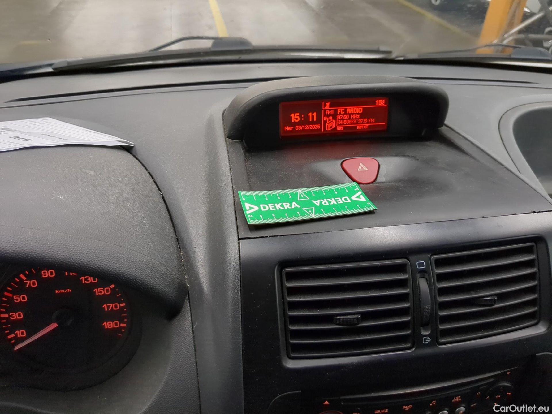  Peugeot  Expert  Fourgon  Fourgon L1H1 Pack CD Clim 2.0 130CV BVM6 #3