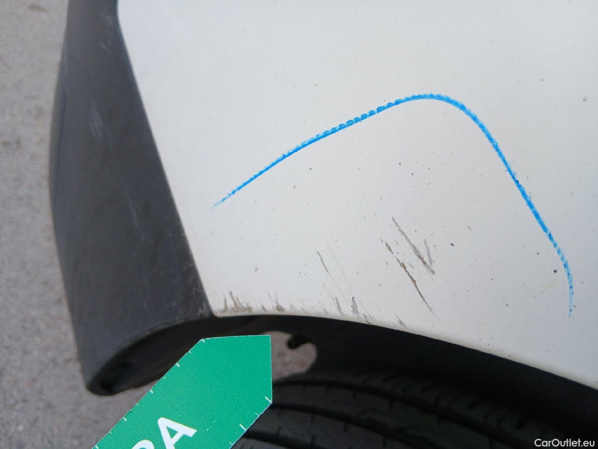  Peugeot  Partner PEUGEOT  / 2018 / 3P / furgón derivado de turismo Pro Standard 600kg BlueHDi 55kW #28