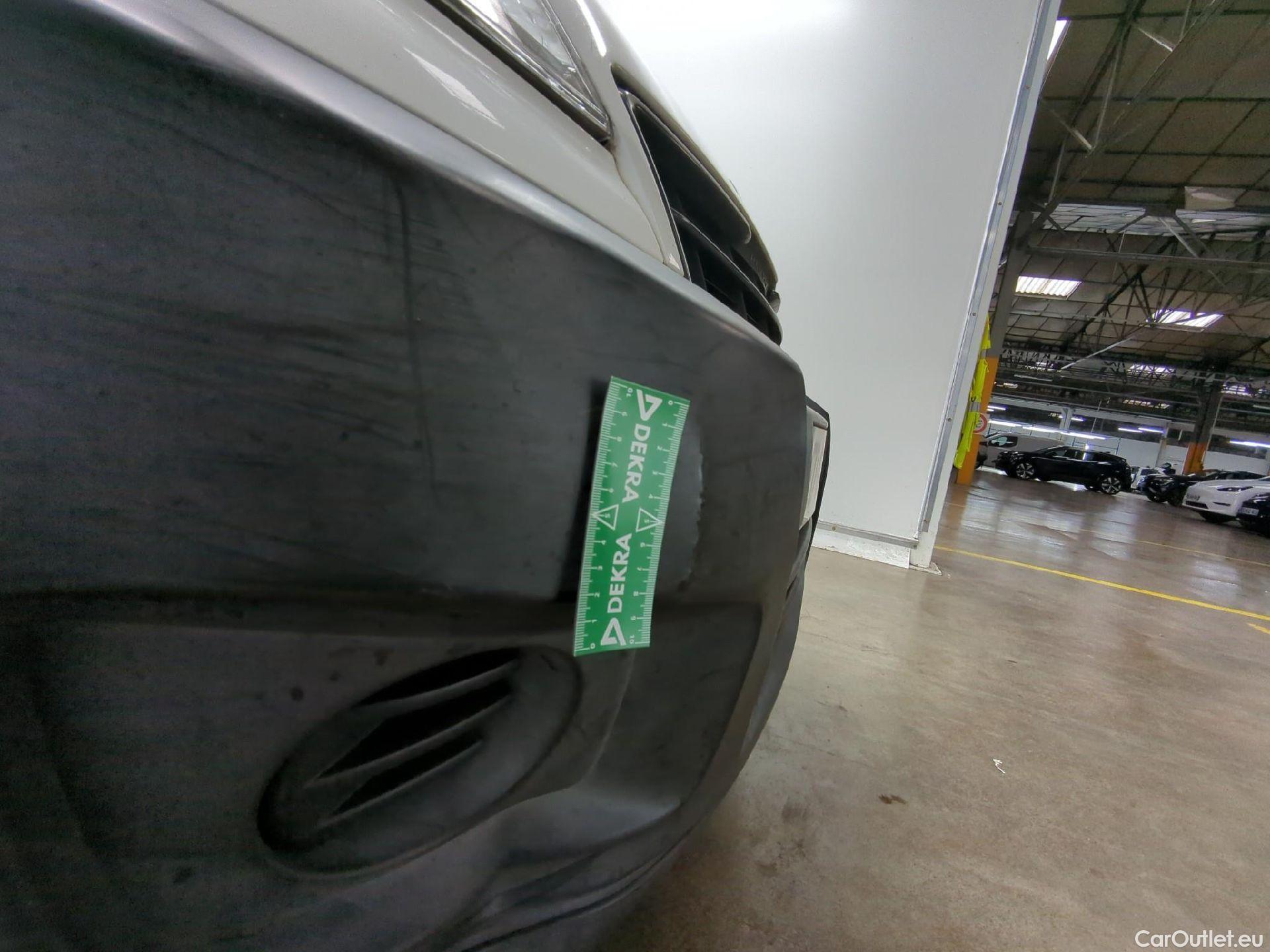  Peugeot  Expert  Fourgon  Fourgon L1H1 Pack CD Clim 2.0 130CV BVM6 #40