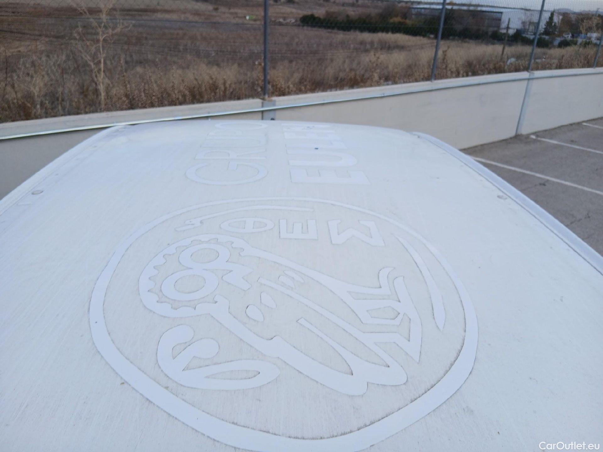  Citroen  Berlingo CITROEN  / 2015 / 3P / furgón derivado de turismo BlueHDi 55KW (75CV) #29