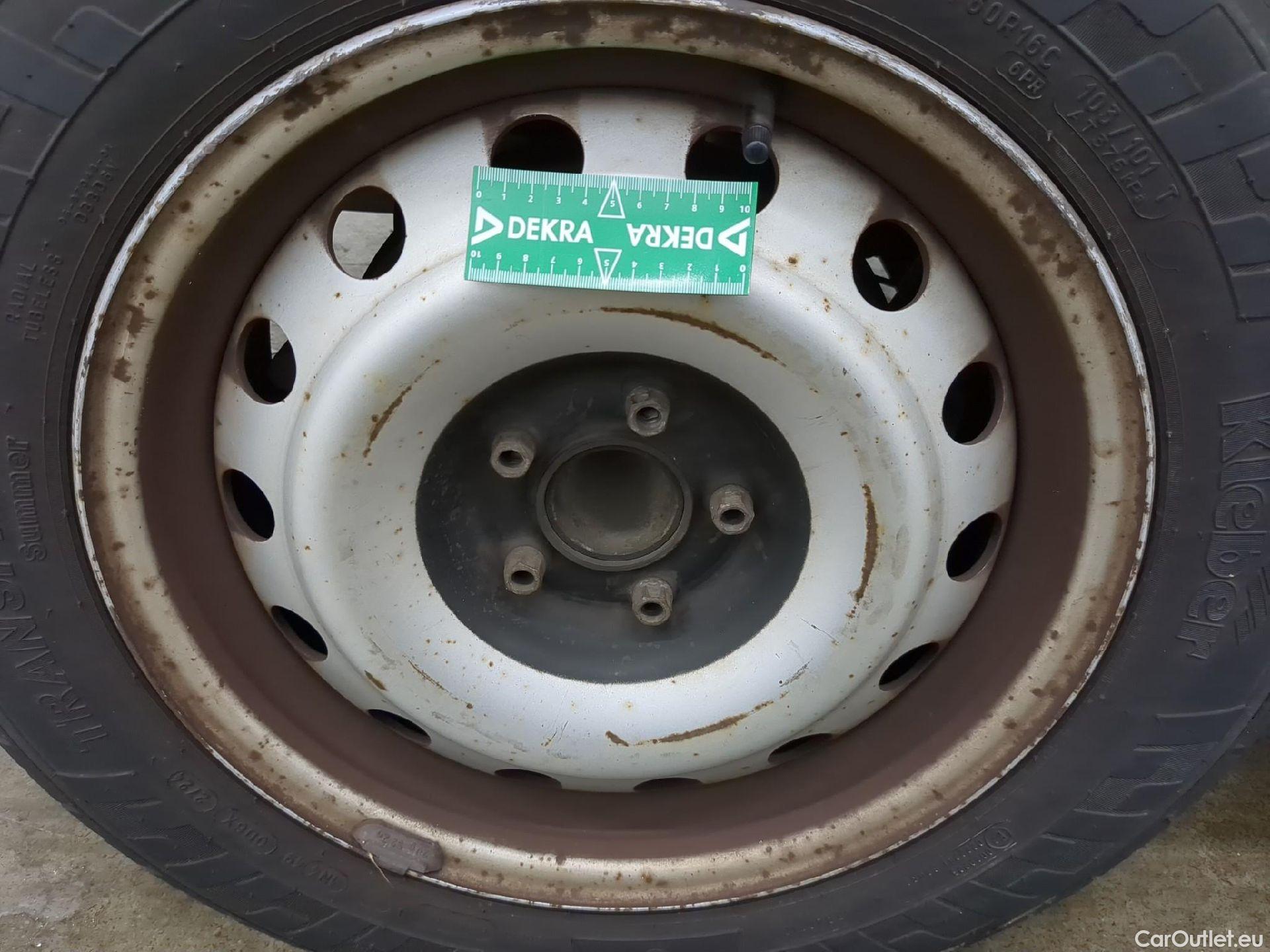  Peugeot  Expert  Fourgon  Fourgon L1H1 Pack CD Clim 2.0 130CV BVM6 #19