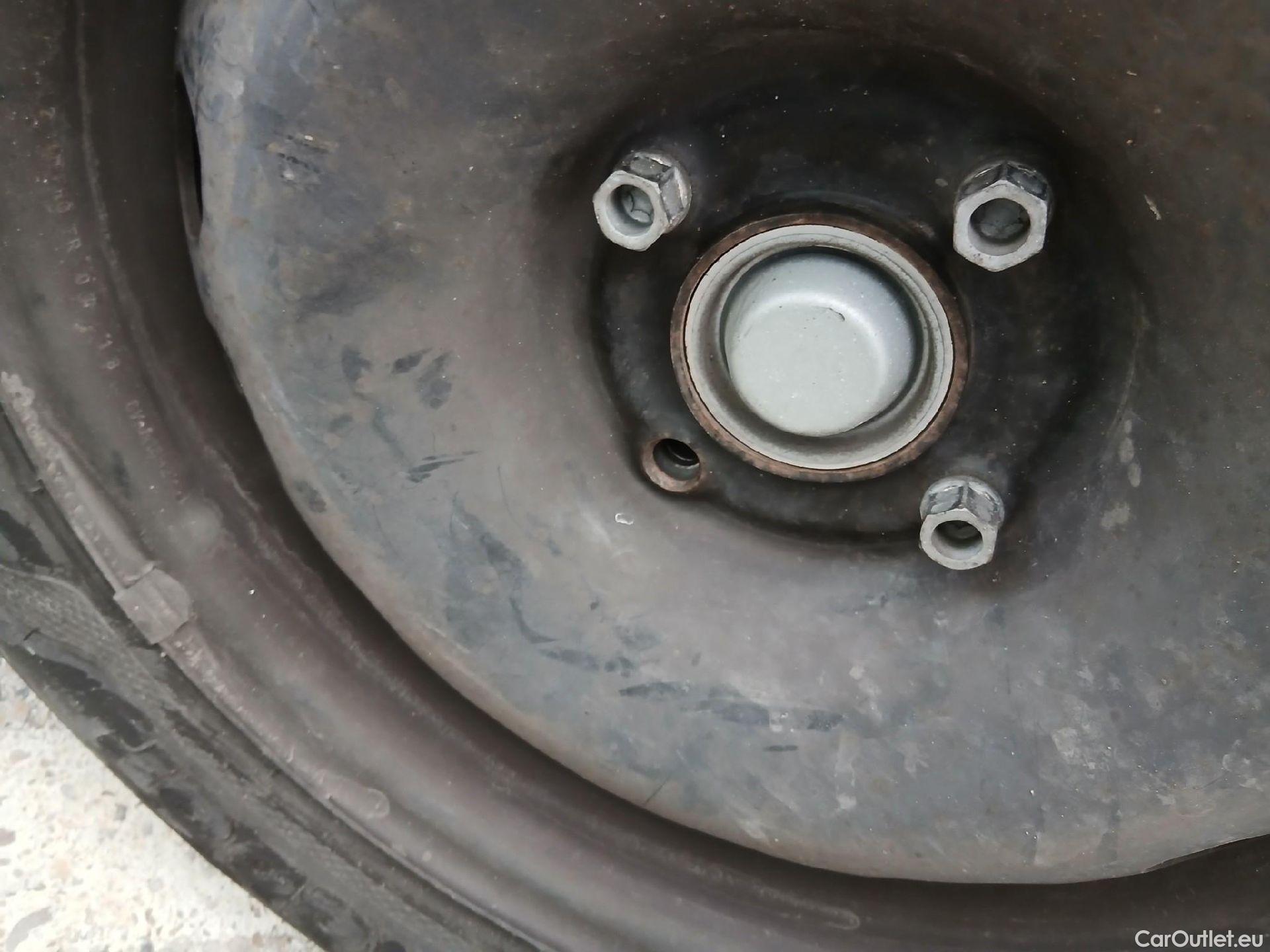  Citroen  Berlingo CITROEN  / 2015 / 3P / furgón derivado de turismo BlueHDi 55KW (75CV) #18