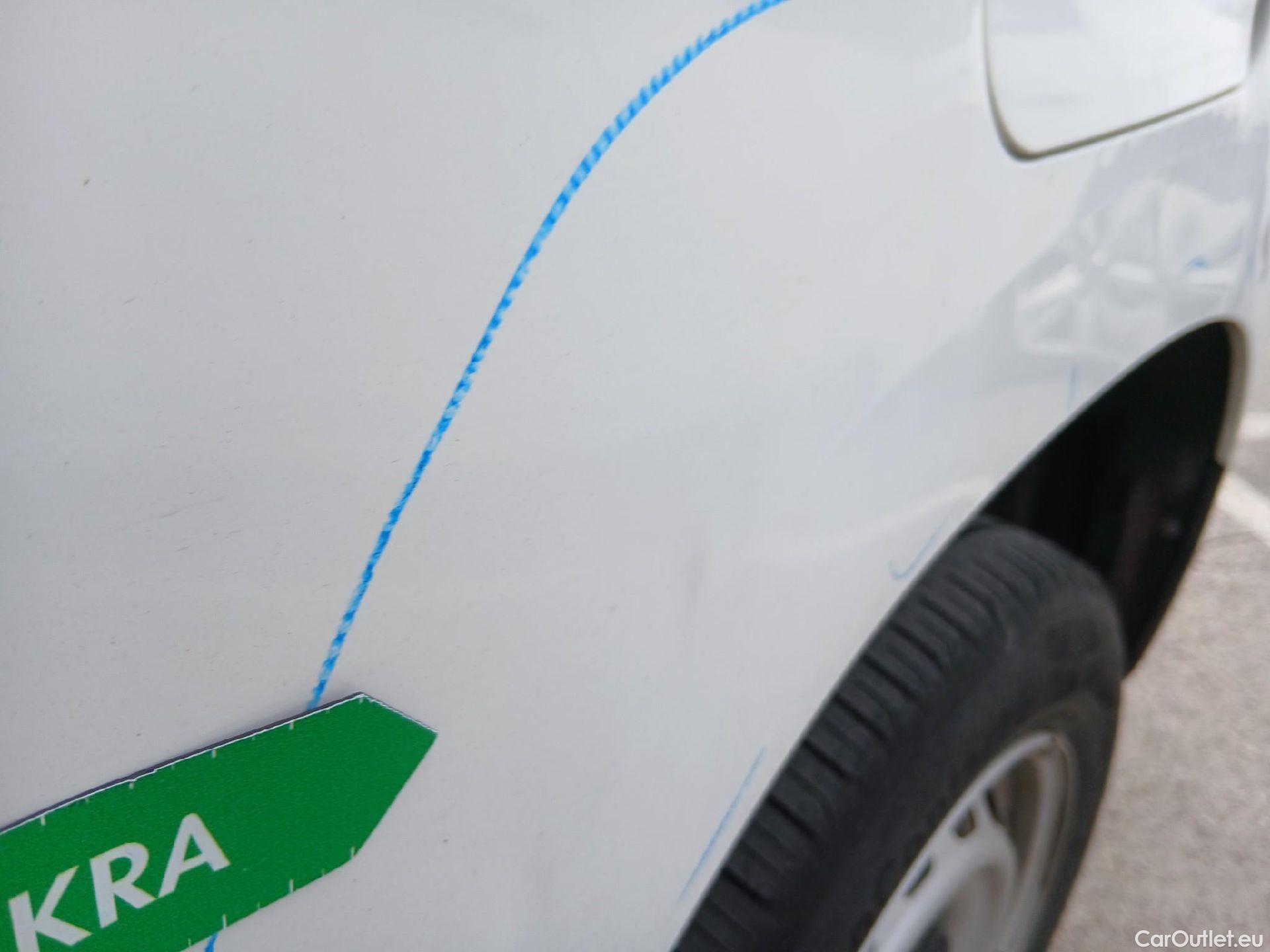  Peugeot  Partner PEUGEOT  / 2018 / 3P / furgón derivado de turismo Pro Standard 600kg BlueHDi 55kW #12