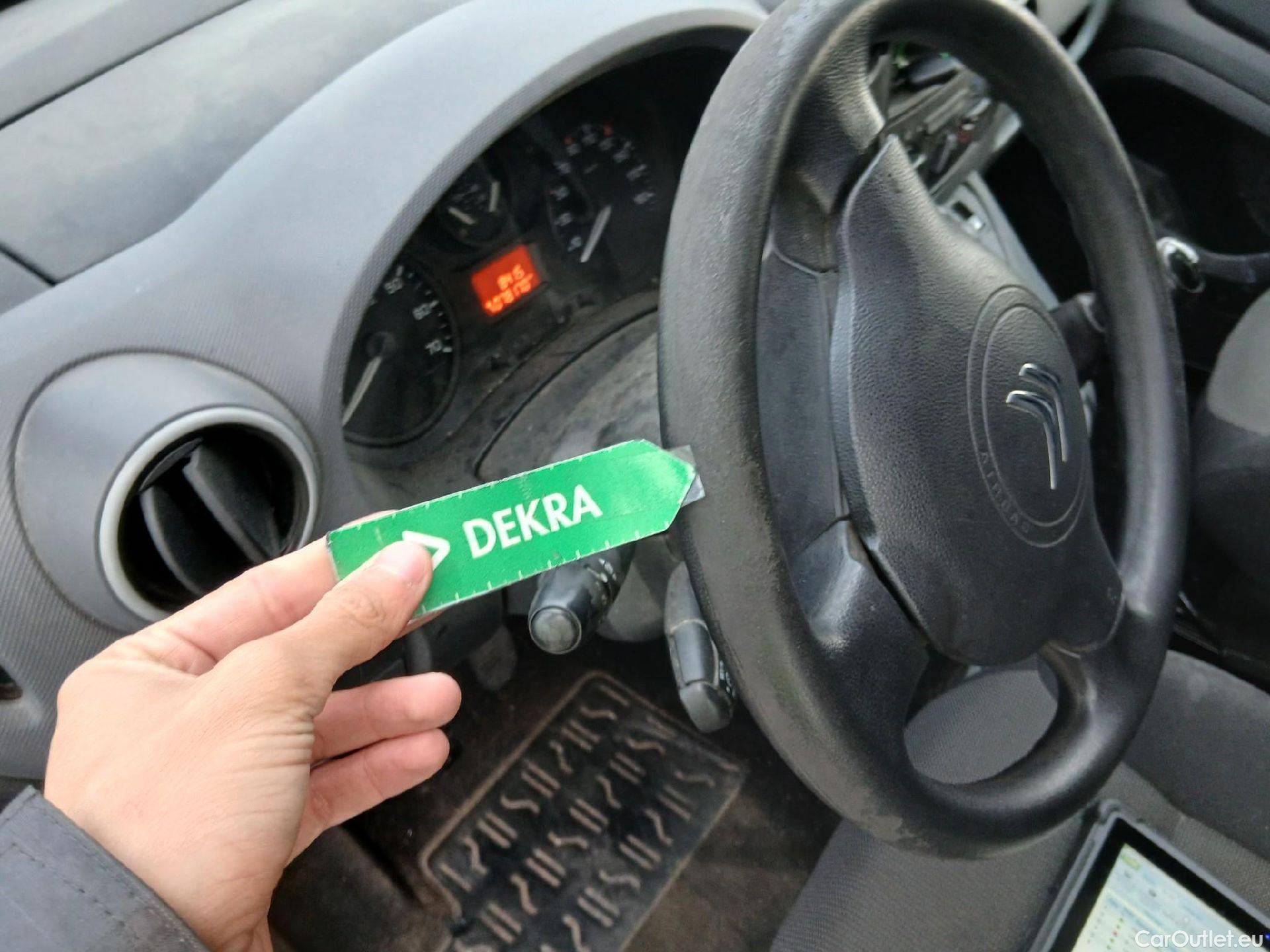  Citroen  Berlingo CITROEN  / 2015 / 3P / furgón derivado de turismo BlueHDi 55KW (75CV) #13