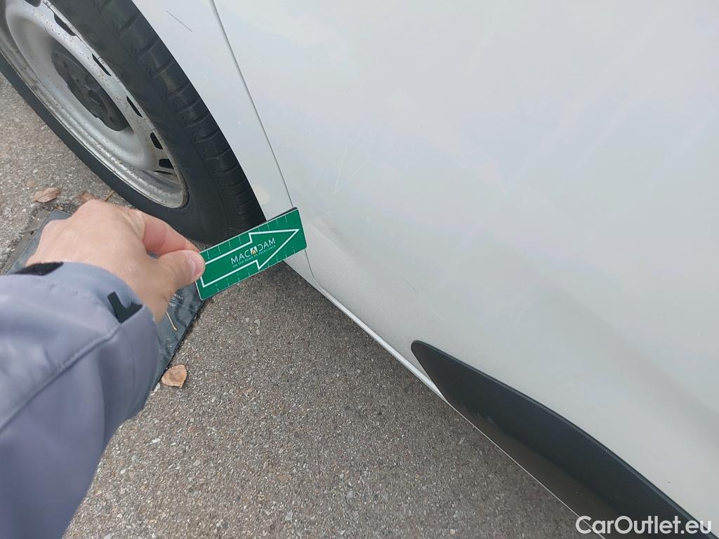  Peugeot  Partner PEUGEOT  / 2018 / 4P / furgón derivado de turismo Premium Standard 600kg BlueHDi 73kW #11