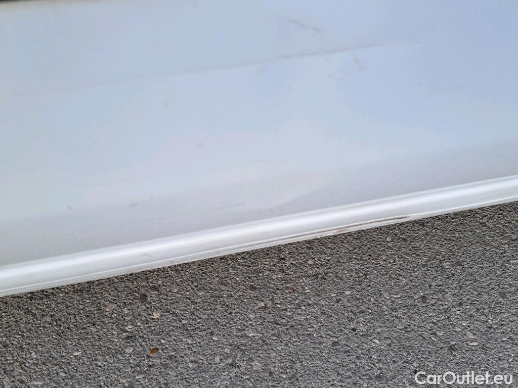  Peugeot  Partner PEUGEOT  VU 4p 2G furgón derivado de Furgón Confort PackL2 BlueHDi 73KW (100) #23