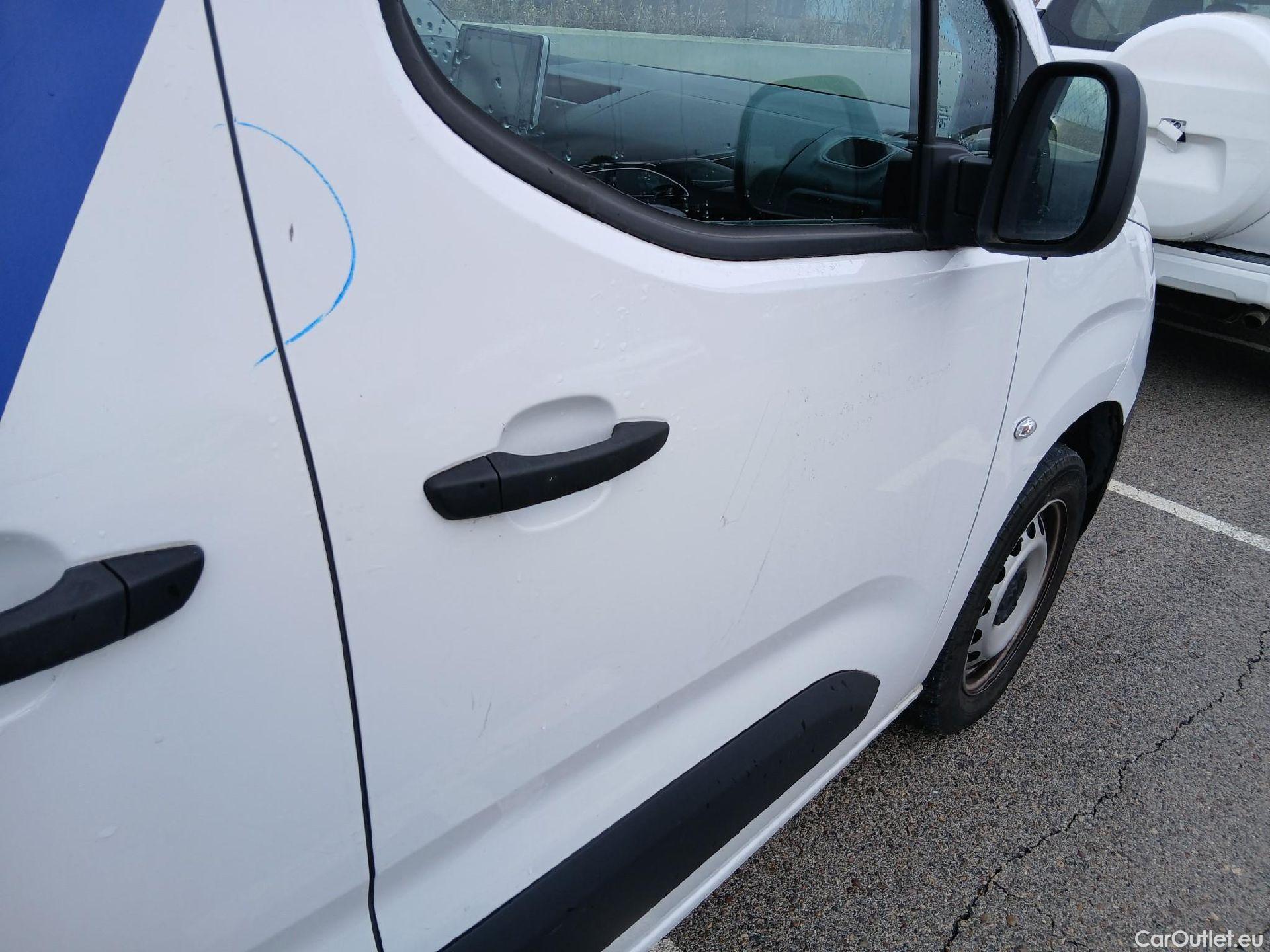  Citroen  Berlingo  Combi Live Pack Business M 1.5 BlueHDi 100CV MT6 E6d #22