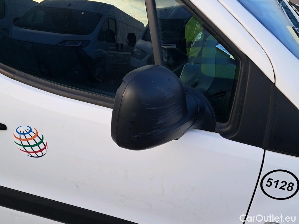  Peugeot  Partner PEUGEOT  VU 4p 2G furgón derivado de Furgón Confort PackL2 BlueHDi 73KW (100) #14