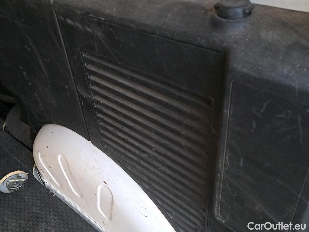  Peugeot  Partner PEUGEOT  VU 4p 2G furgón derivado de Furgón Confort PackL2 BlueHDi 73KW (100) #31