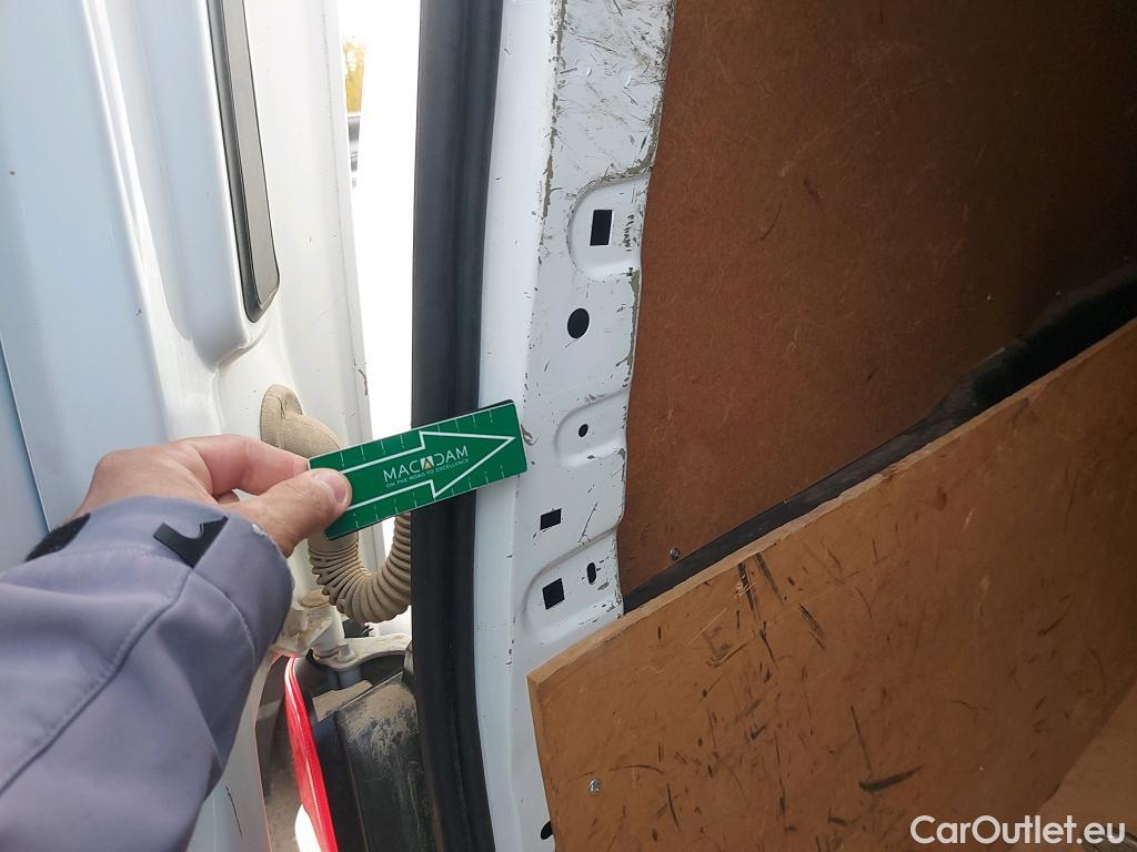  Peugeot  Partner PEUGEOT  / 2018 / 4P / furgón derivado de turismo Premium Standard 600kg BlueHDi 73kW #20