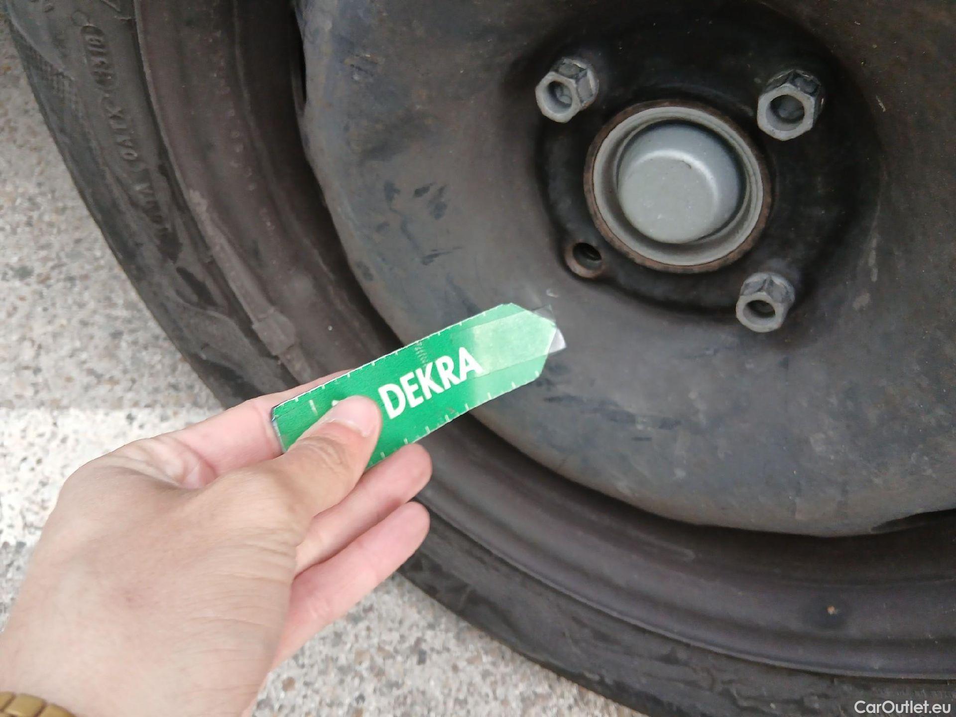  Citroen  Berlingo CITROEN  / 2015 / 3P / furgón derivado de turismo BlueHDi 55KW (75CV) #19