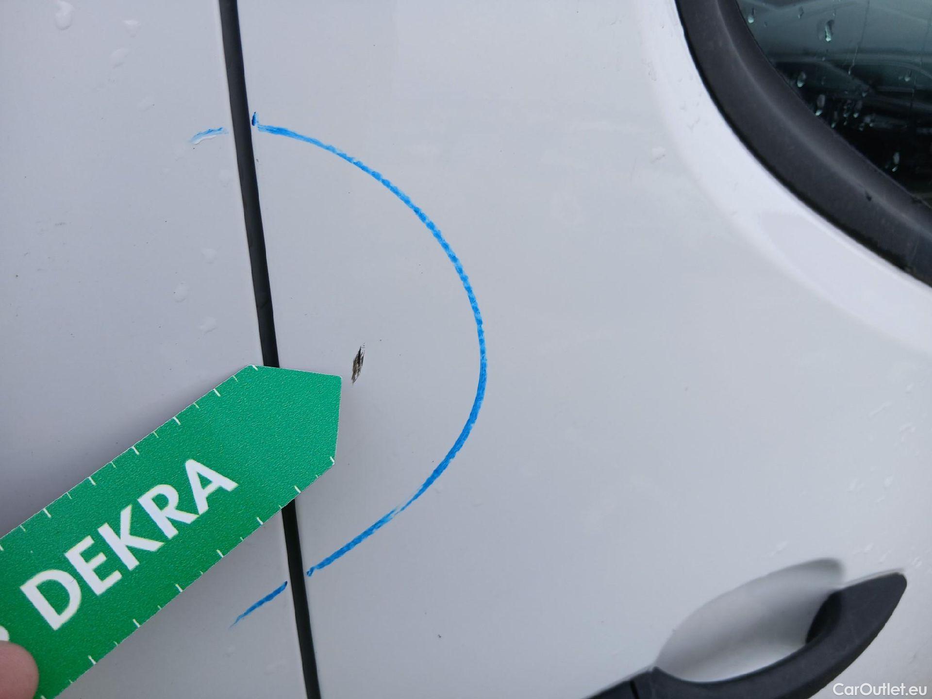  Citroen  Berlingo  Combi Live Pack Business M 1.5 BlueHDi 100CV MT6 E6d #21