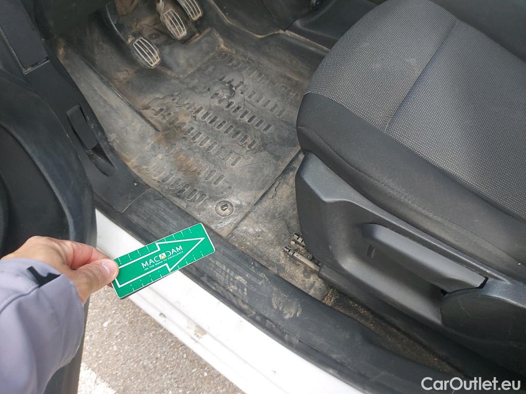  Peugeot  Partner PEUGEOT  / 2018 / 4P / furgón derivado de turismo Premium Standard 600kg BlueHDi 73kW #30