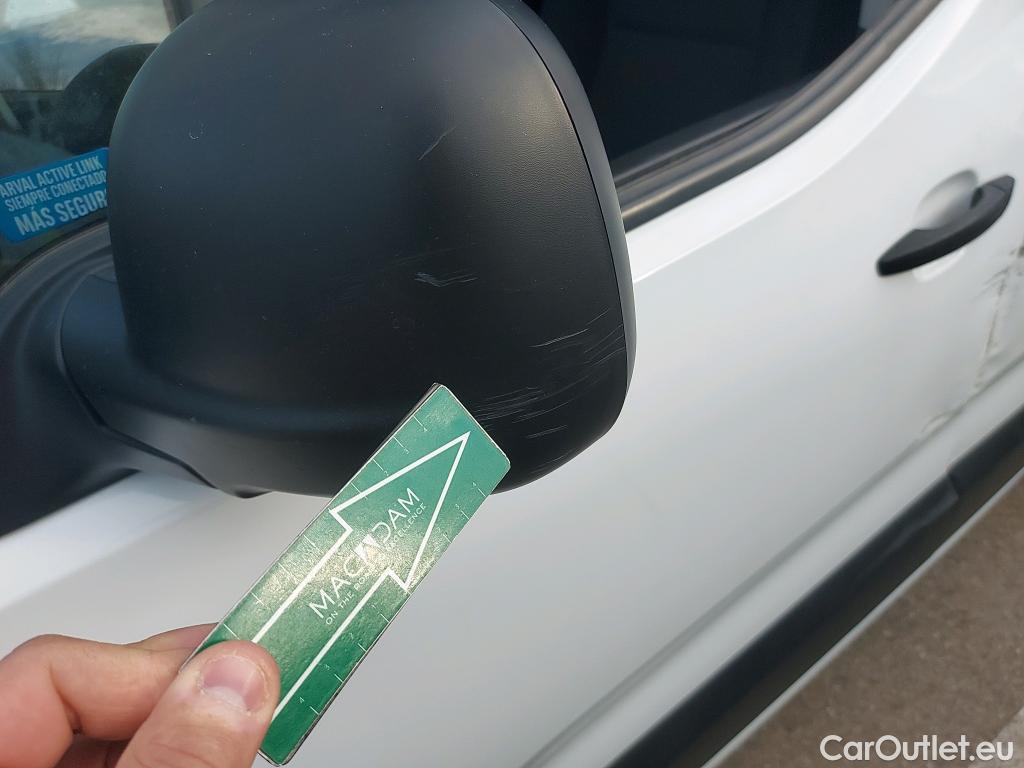  Peugeot  Partner PEUGEOT  / 2018 / 4P / furgón derivado de turismo Premium Standard 600kg BlueHDi 73kW #46