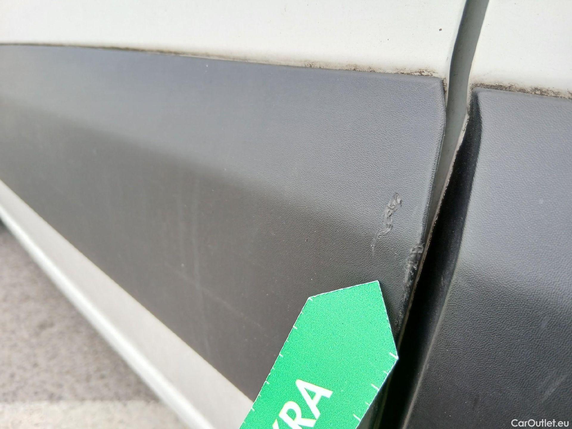  Peugeot  Partner PEUGEOT  / 2018 / 3P / furgón derivado de turismo Pro Standard 600kg BlueHDi 55kW #10