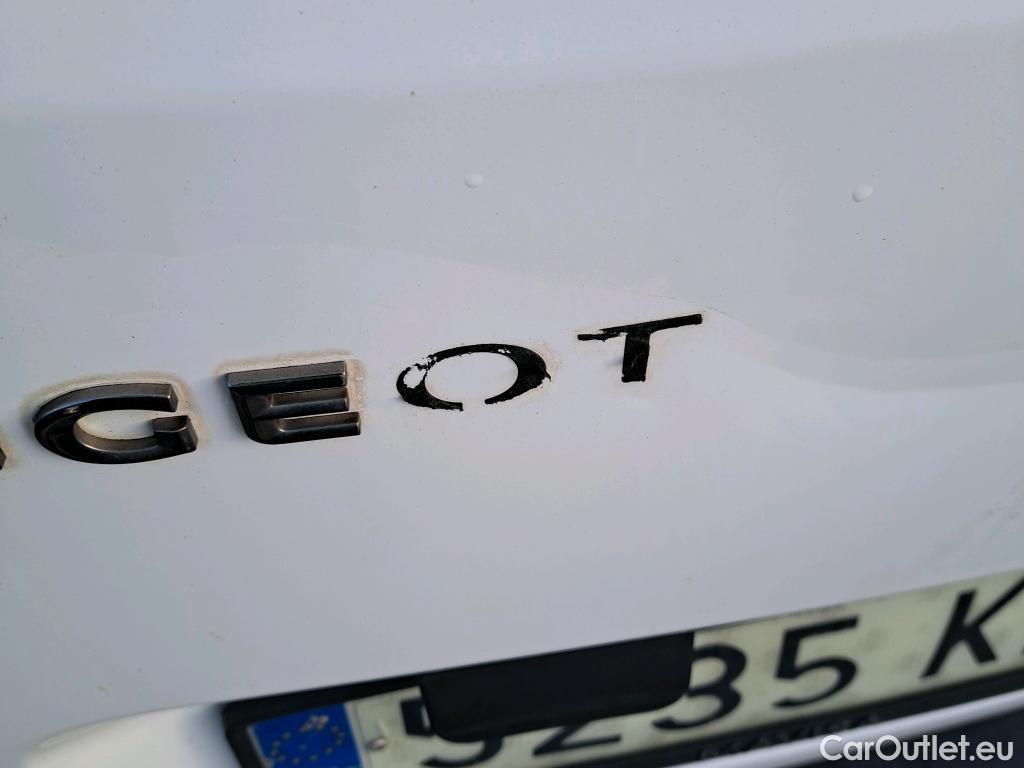  Peugeot  Partner PEUGEOT  VU 4p 2G furgón derivado de Furgón Confort PackL2 BlueHDi 73KW (100) #39