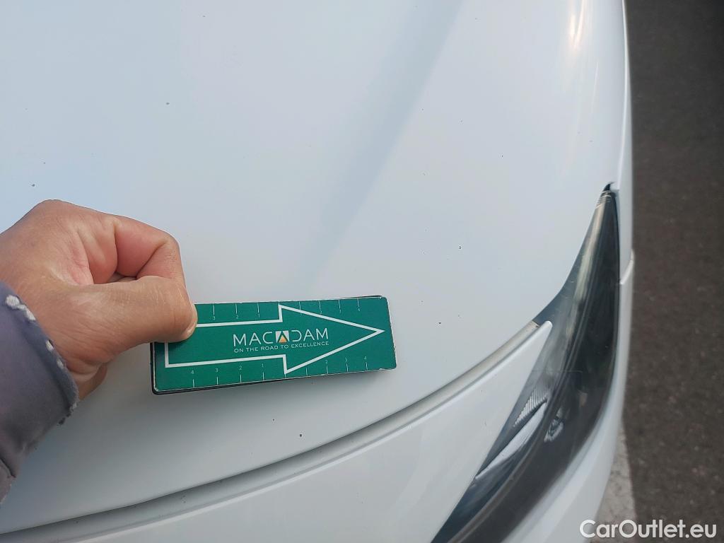  Peugeot  Partner PEUGEOT  / 2018 / 4P / furgón derivado de turismo Premium Standard 600kg BlueHDi 73kW #23