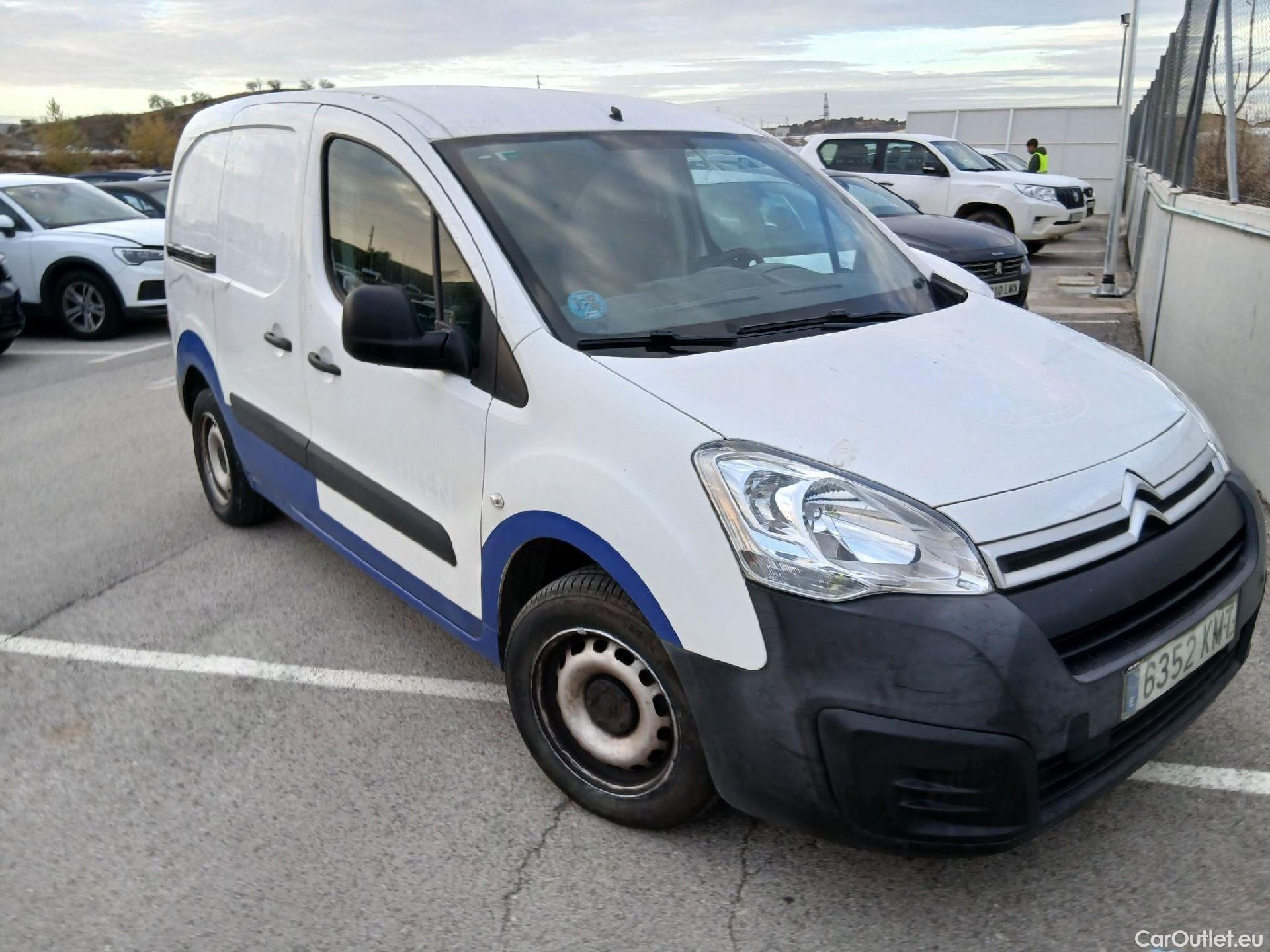  Citroen  Berlingo CITROEN  / 2015 / 3P / furgón derivado de turismo BlueHDi 55KW (75CV) #4