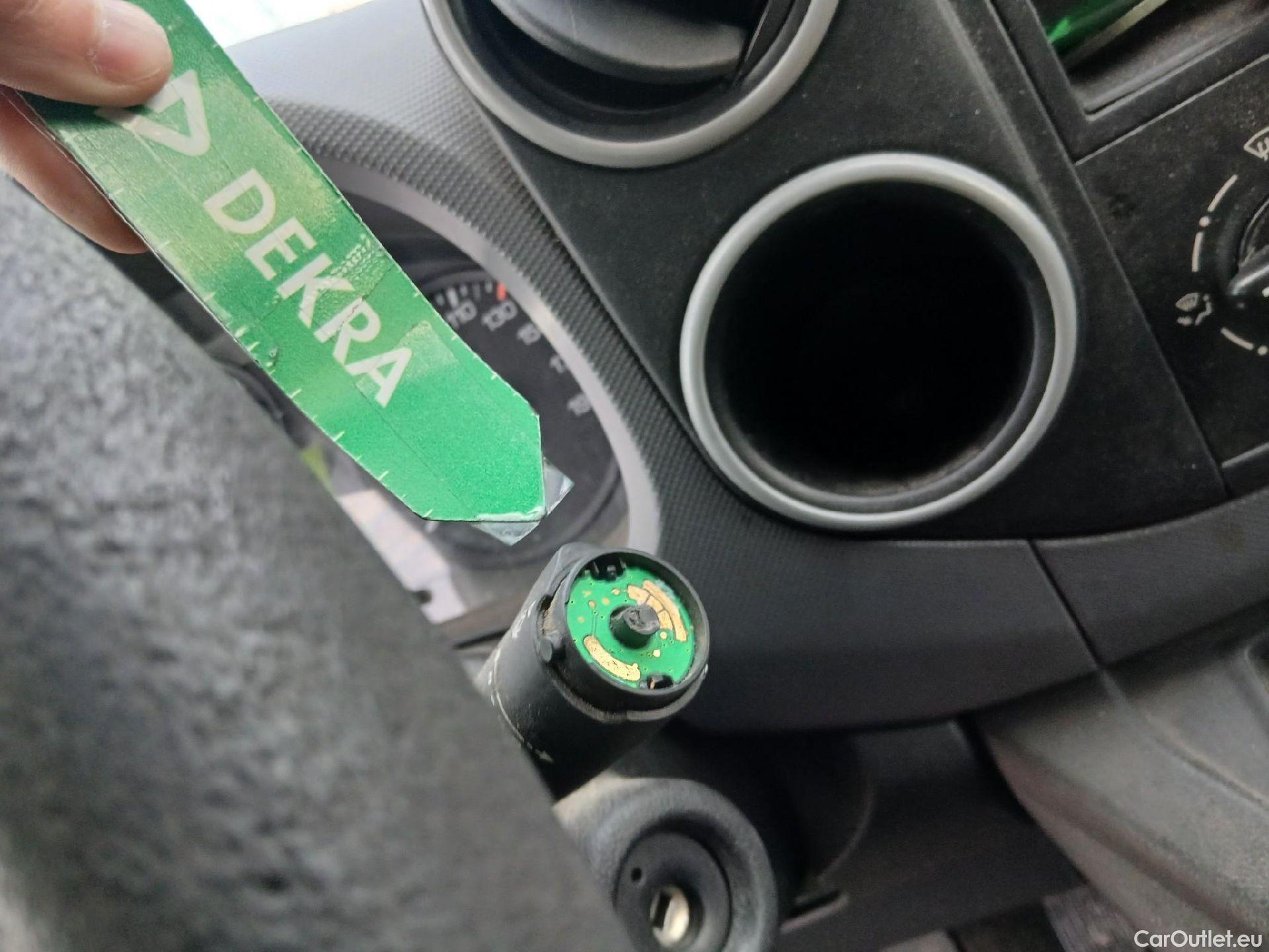  Citroen  Berlingo CITROEN  / 2015 / 3P / furgón derivado de turismo BlueHDi 55KW (75CV) #14