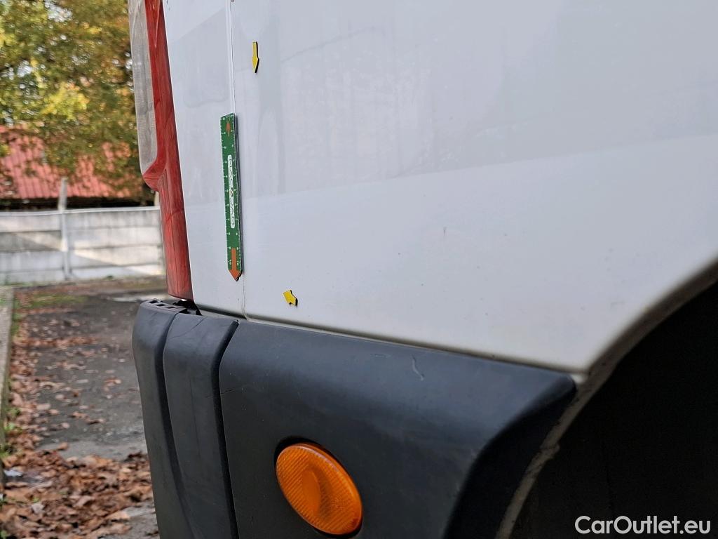  Nissan  NV400 NISSAN  VU 4p Fourgon L3H2 2.3 DCI TT 165 S/S 3500 Business #24