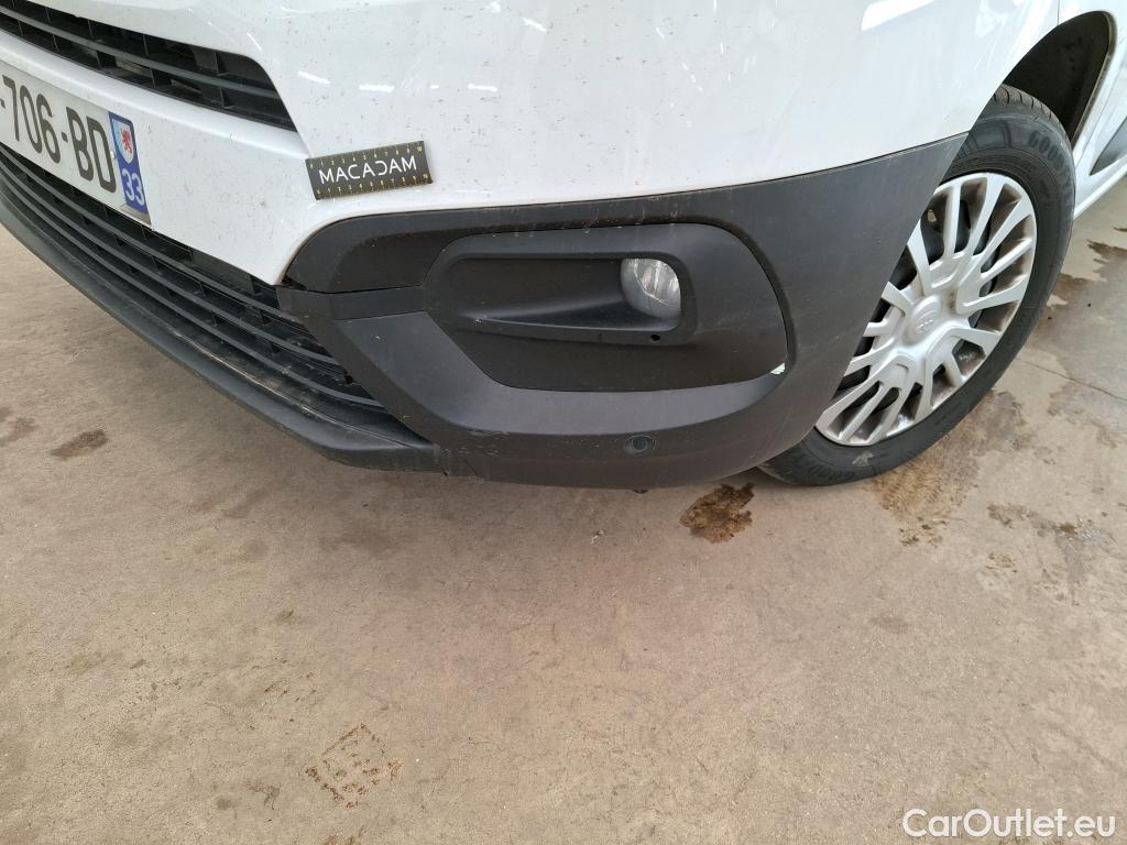  Toyota  Proace TOYOTA  City / 2019 / 4P / Fourgonnette 1.5 Long 100 D-4D Business #23