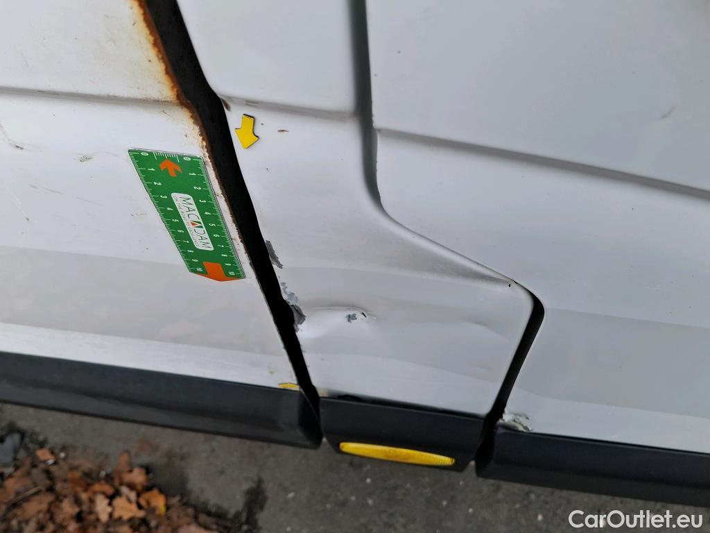  Nissan  NV400 NISSAN  VU 4p Fourgon L3H2 2.3 DCI TT 165 S/S 3500 Business #3